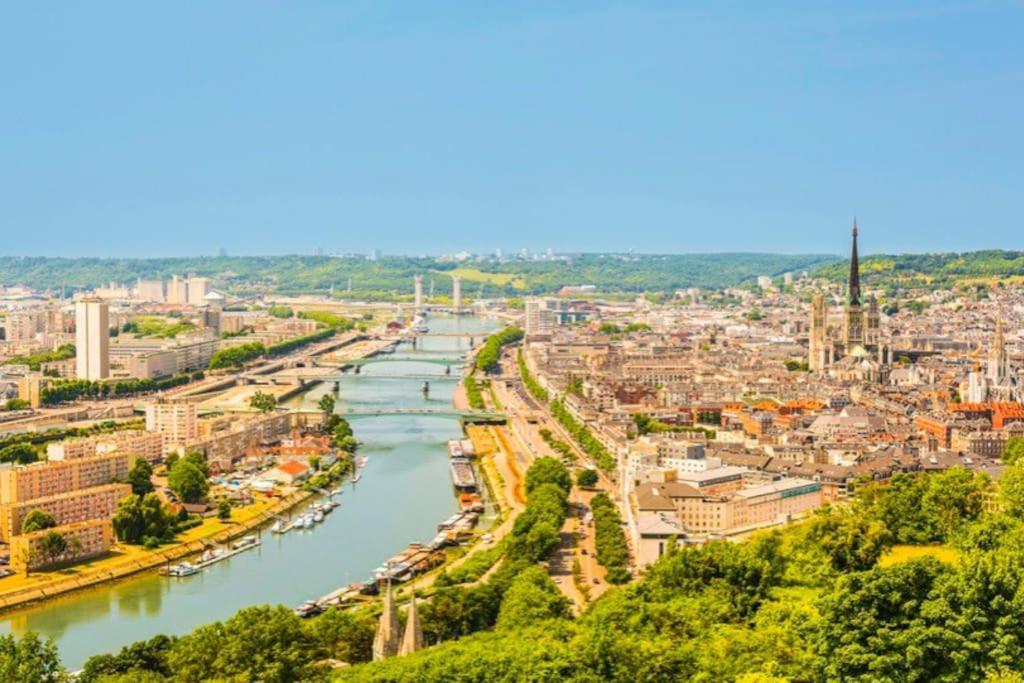 Le Sympathique - Petit Dejeuner, Netflix, Jacuzzi Rouen Exterior photo